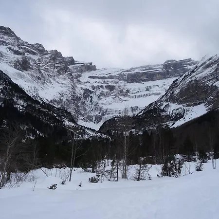 Nyaraló Avec Vue Sur La Montagne Luz-Saint-Sauveur